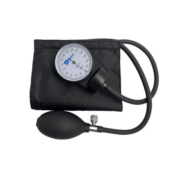 MEDICO ANEROID BP MACHINE AND-75